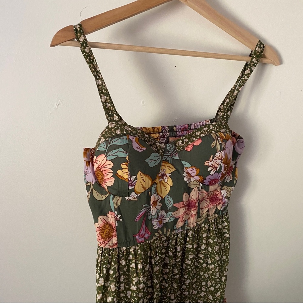Olive Green Floral Maxi Dress with Tiered Skirt - Picture 5 of 11